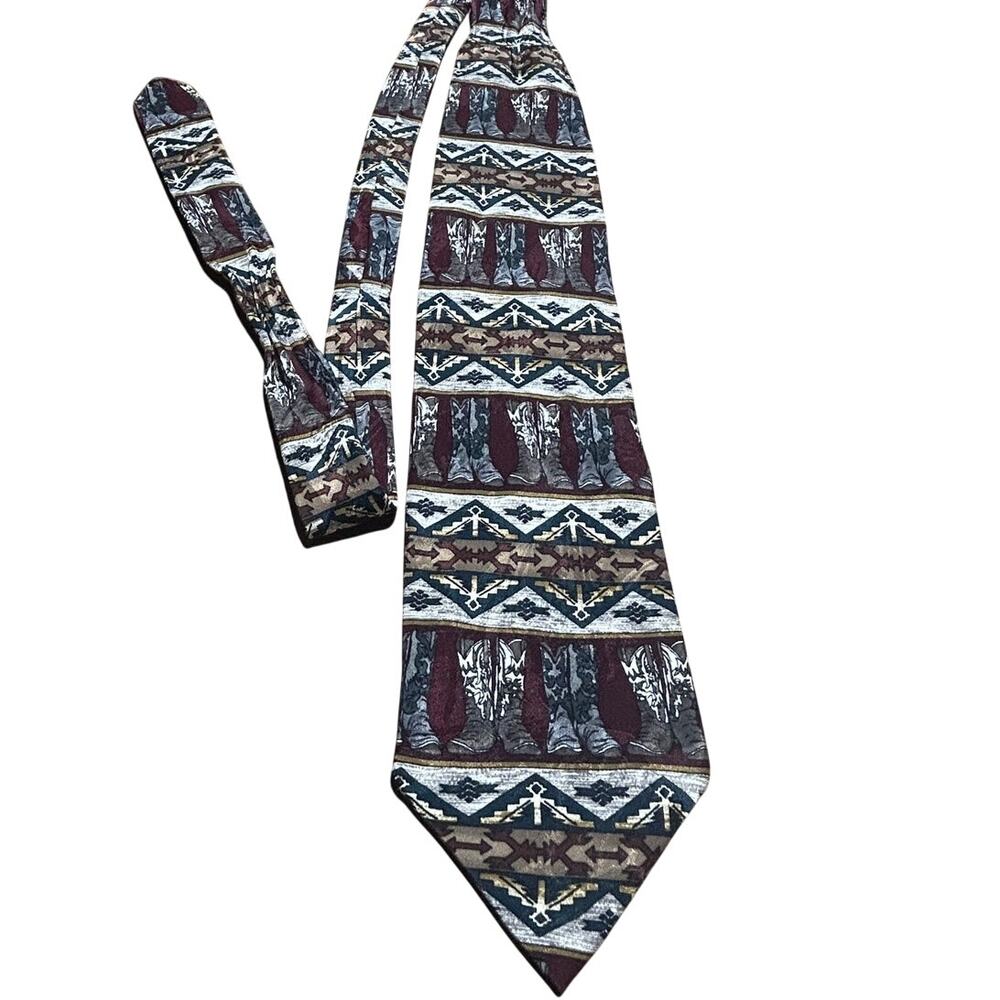 Roper Vintage Southwest Cowboy Boots w/geometric borders silk necktie